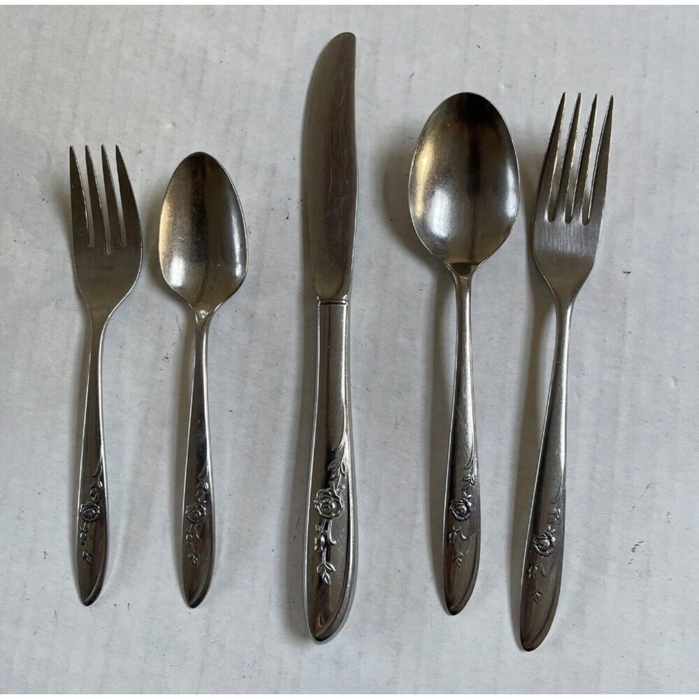 Oneida New Era Deluxe Stainless Flatware 5 Piece Set Rose Floral Pattern Vintage